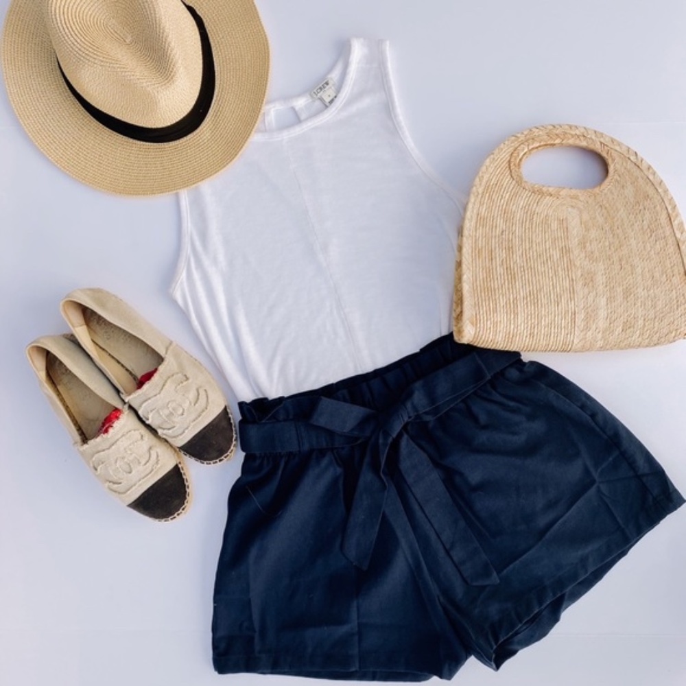 Women’s Linen High Waist Paperbog Shorts- Navy Blue
